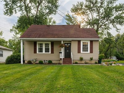 7468 Oakhill Rd, Bedford, OH, 44146