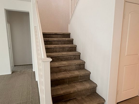 5th image of 14537 Badger Ln