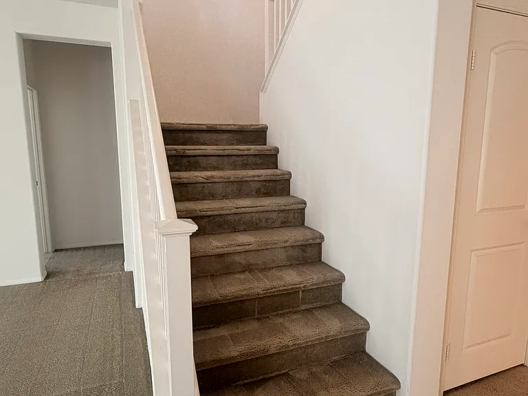 14537 Badger Ln — Photo 5