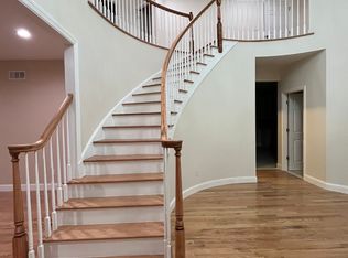 8 Whitetail Way #B2, Ringoes, NJ 08551