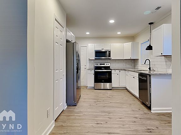 4th image of 2237 Ashley Rd