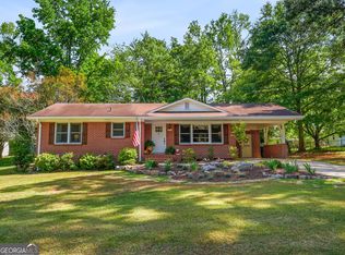 289 Lumpkin St, Winder, GA 30680