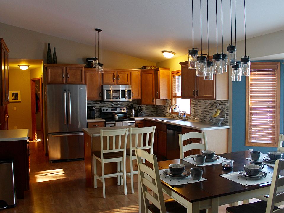 Kitchen/Dining