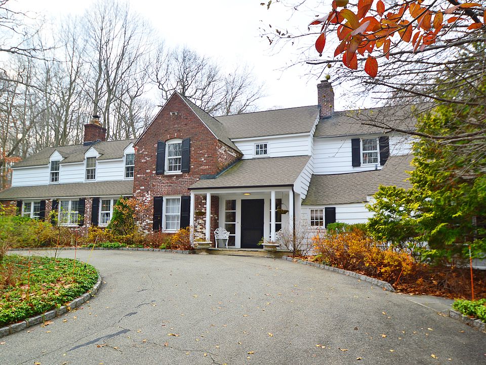 1st image of 30 Shutter Ln