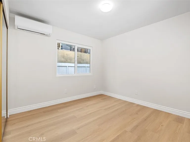 1009N N Parton St — Photo 16