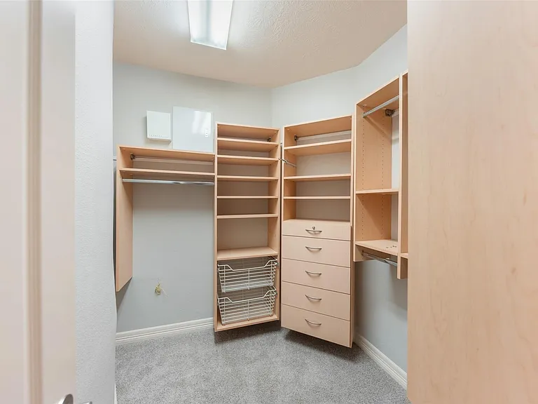 5450 Faircreek Ln — Photo 20