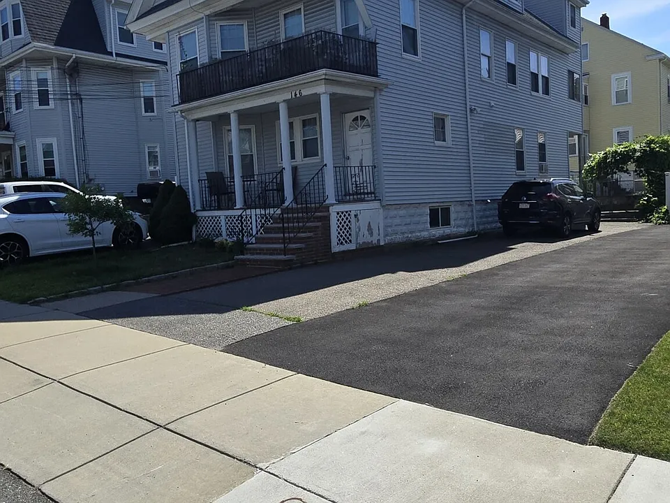 146 Hillside Rd #3