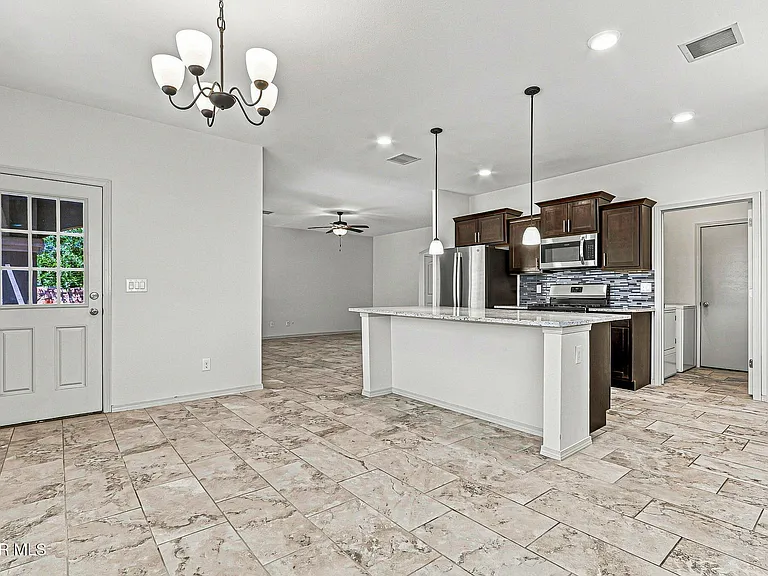 1089 Indigo Sky St — Photo 9