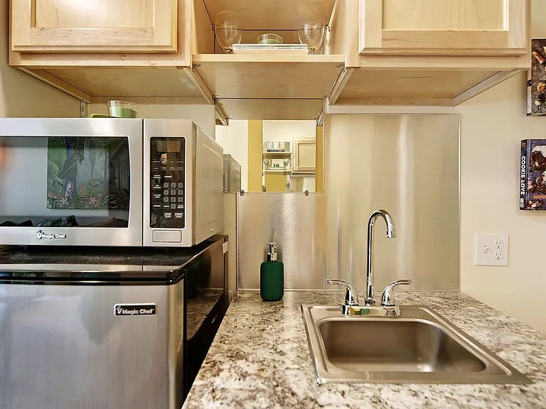 Trovere - Elevated Studio Living — Photo 12