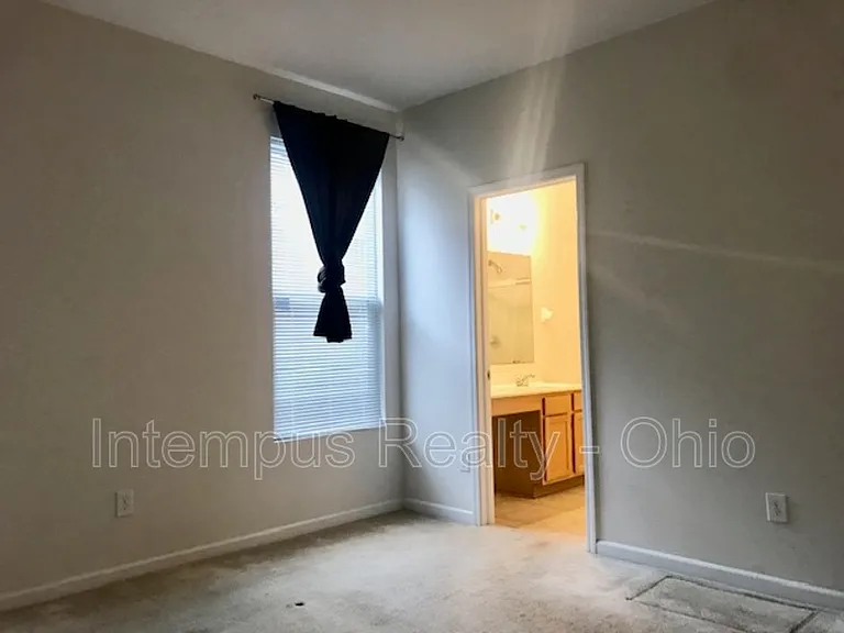 2844 Hillstone St — Photo 18