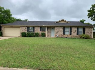 20030 Roman Rd, Harrah, OK 73045
