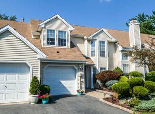 182 Daisy Dr, Freehold, NJ 07728