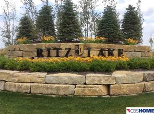 3235 Ritz Pl, Fremont, NE 68025