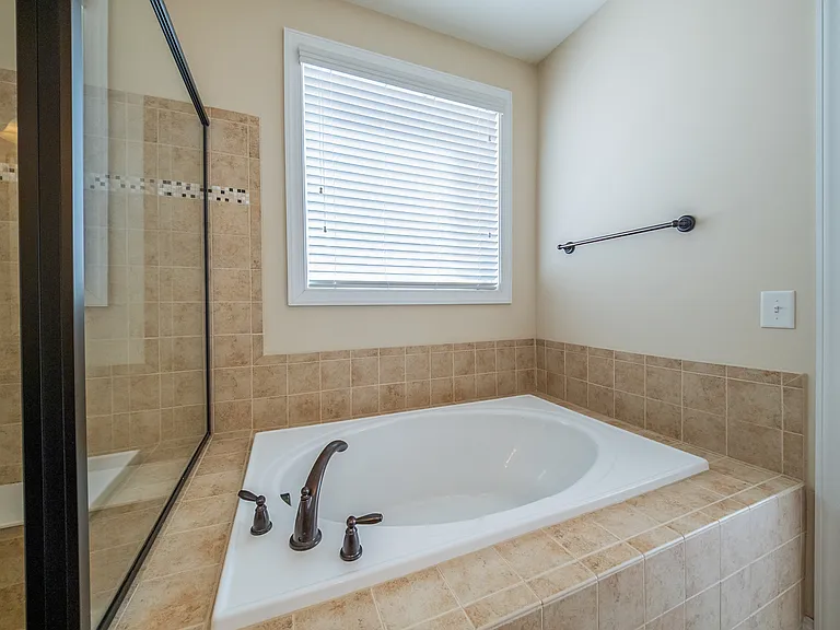 2220 Rocky Bay Ct — Photo 29