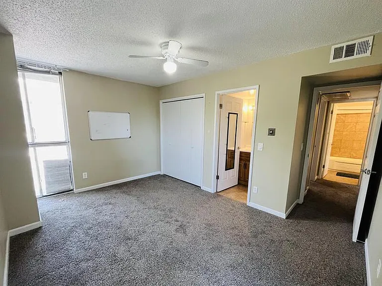 710 E 200 S #2E — Photo 22