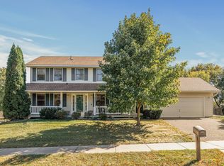 8522 Vagabond Ln N, Maple Grove, MN 55311
