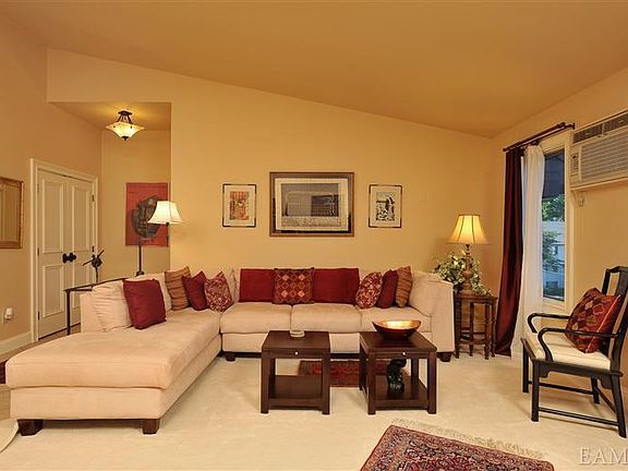 3rd image of 261 West St APT 6