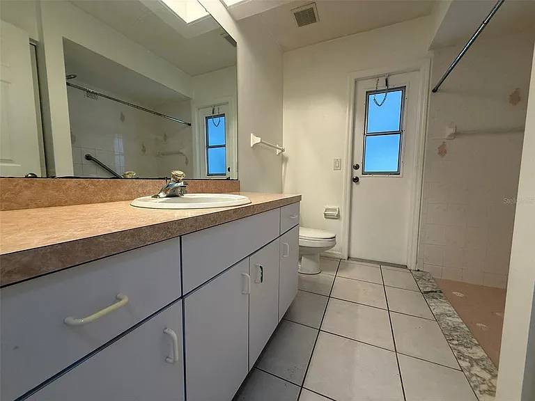 1001 S Wapello St — Photo 15