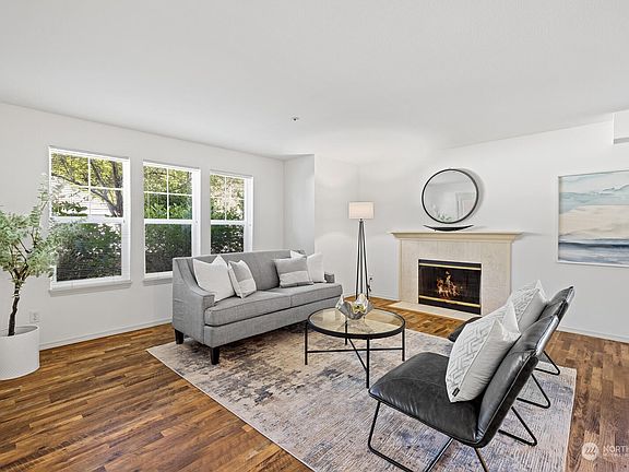 5th image of 4081 224th Lane SE #103