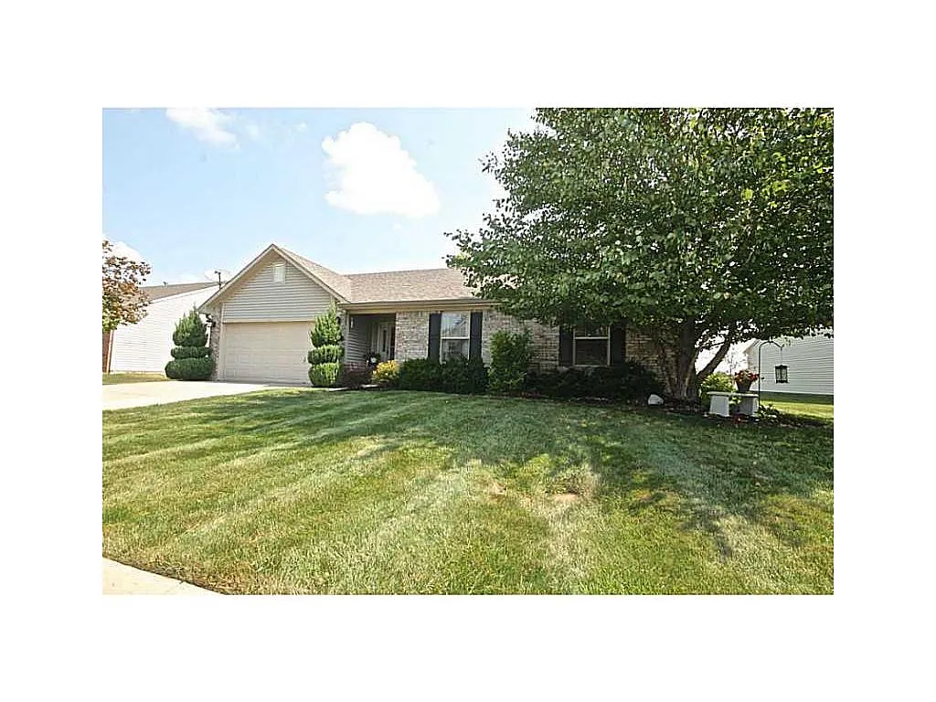 10216 Stillwell Dr photo 1