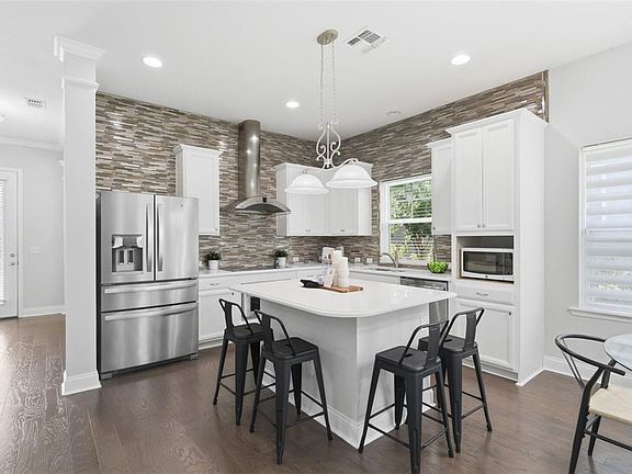 3rd image of 13856 ELIOT AVENUE