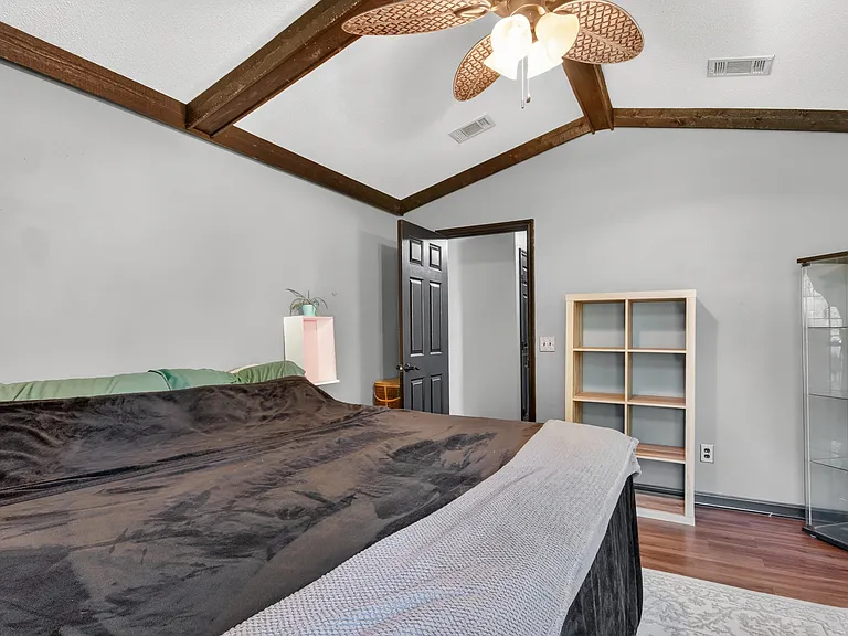 606 Windhaven Dr — Photo 28