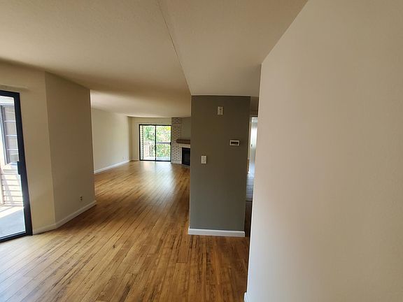 3rd image of 248 W Loraine St