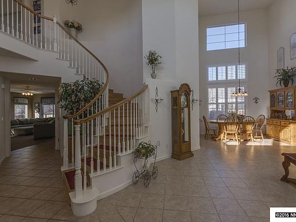 2nd image of 6801 Talmedge Cir