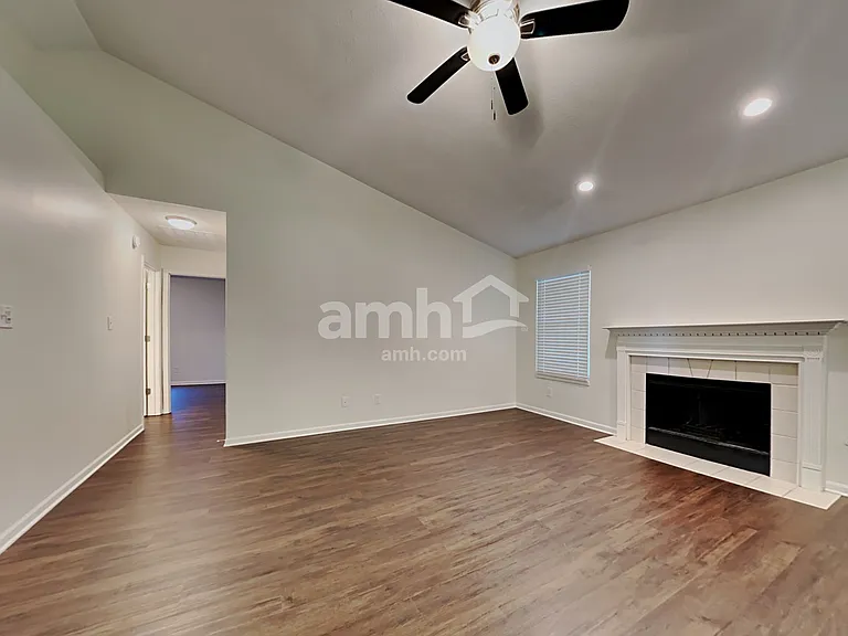 1273 Audubon Dr — Photo 5