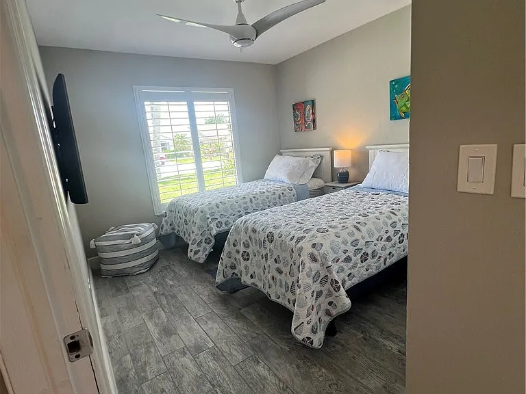 13226 Winsford Ln — Photo 16