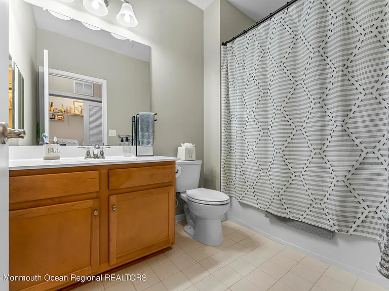 1 Kyle Dr — Photo 19