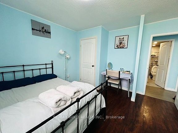 4th image of 50 Lotherton Ptwy #814