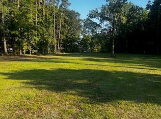 1033 Cuddo Point Dr, Summerton, SC 29148