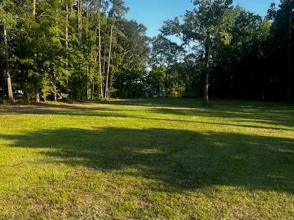 1033 Cuddo Point Dr, Summerton, SC 29148