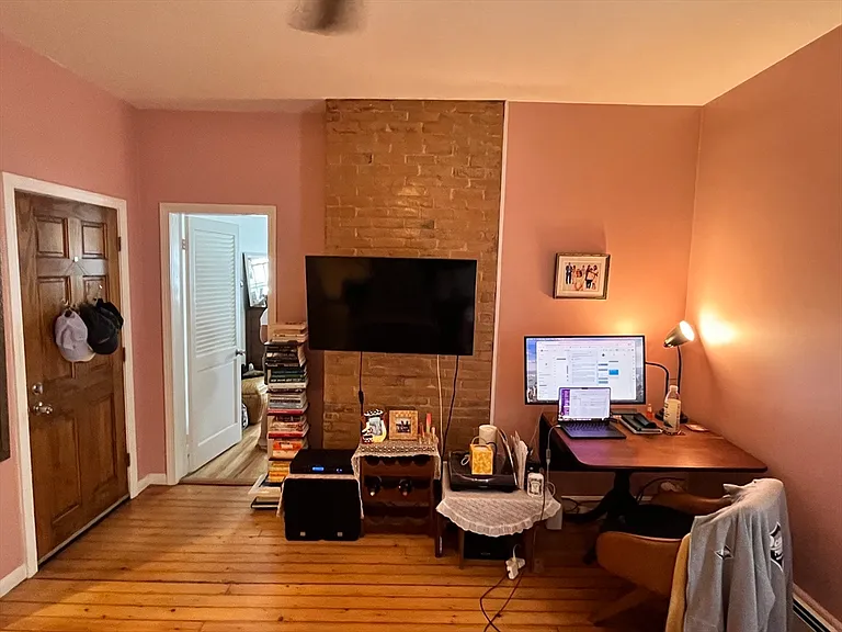 115 Elm St #1 — Photo 3