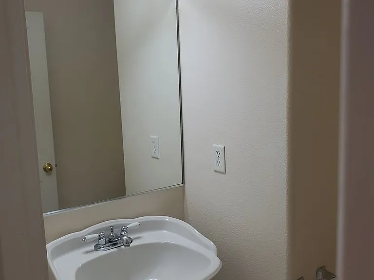3870 Aerial Way — Photo 10