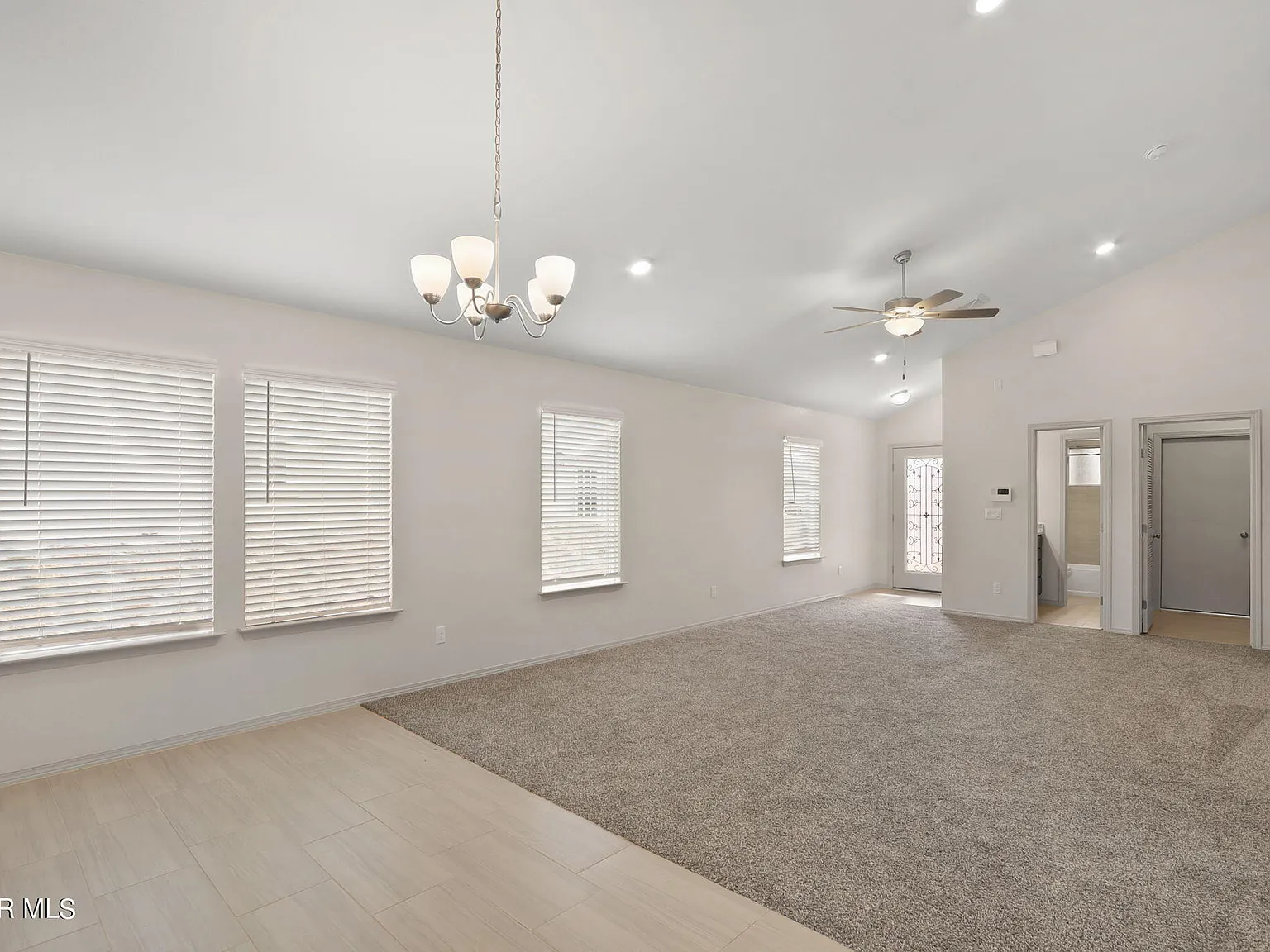 3 bed, 2.0 bath, 1381 sqft, $1,750 — Photo 4