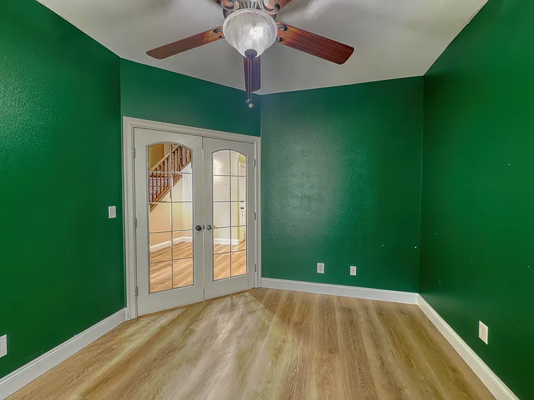1850 Osborn Ct — Photo 13