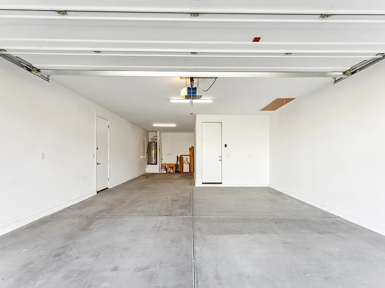 44189 W Palo Olmo Rd — Photo 12