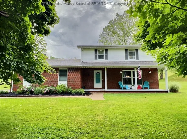 14 Wandering Woods Way, Ripley, WV 25271