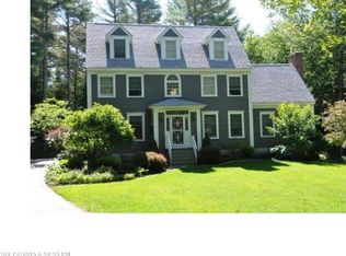10 Hickory Ln, Yarmouth, ME 04096