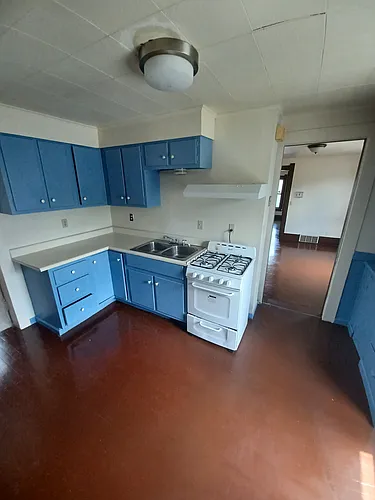 723 Pond St #2 Photo 1