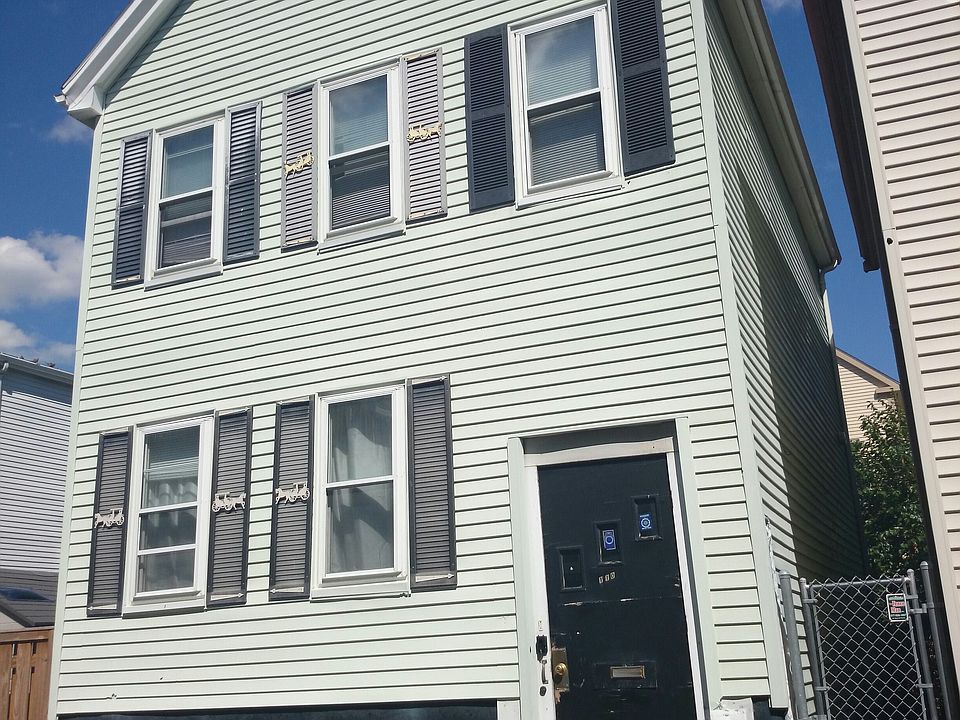 2nd image of 110 Tudor St