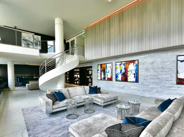 1000 Avenue At Port Imperial image 15 of 32