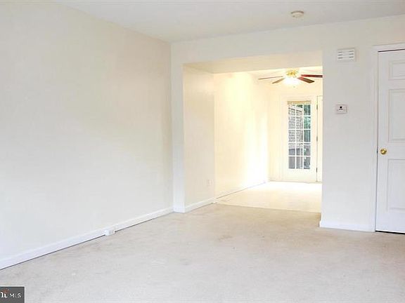 4th image of 2047 Stargrass Ct