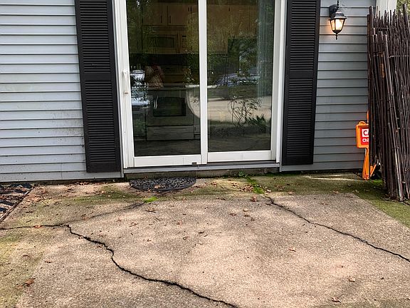2nd image of 13612 Oakbrook Dr