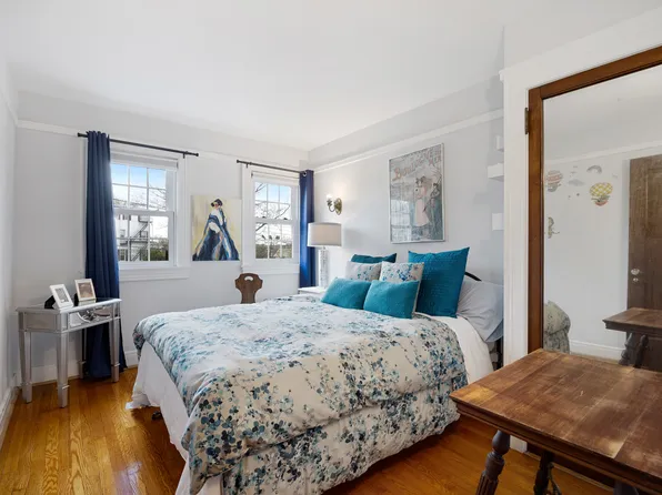 127 Beverly Road image 18 of 57