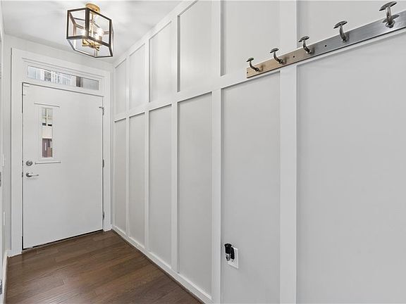 3rd image of 1356 Rietveld Row NW