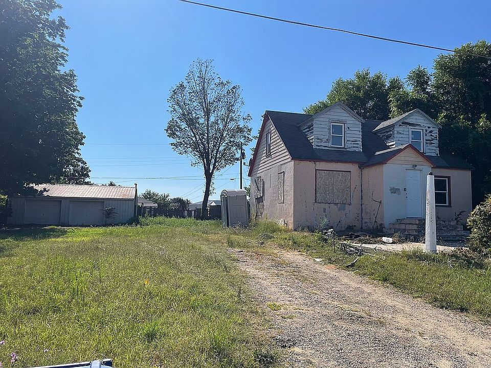 1st image of 612 N Crystal Ave