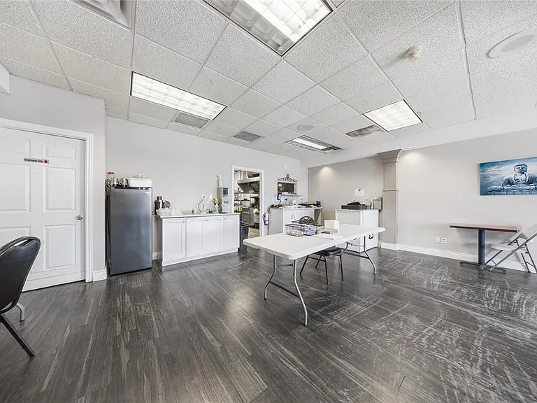 580 Murphy Rd #3 — Photo 3